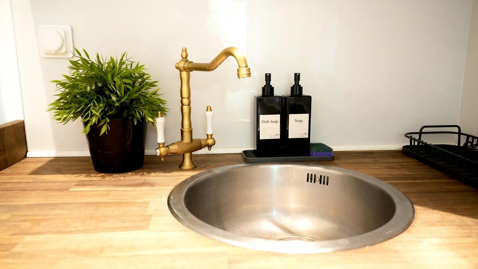 Exquisite 100Qm An Der Spree Apartment Berlin
